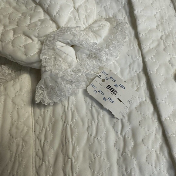 Vintage Girls 8 Long Quilted Satin Nylon Lace Robe White Made in USA NEW‎ - Picture 11 of 13